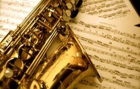 sax-with-music