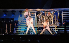 queen02
